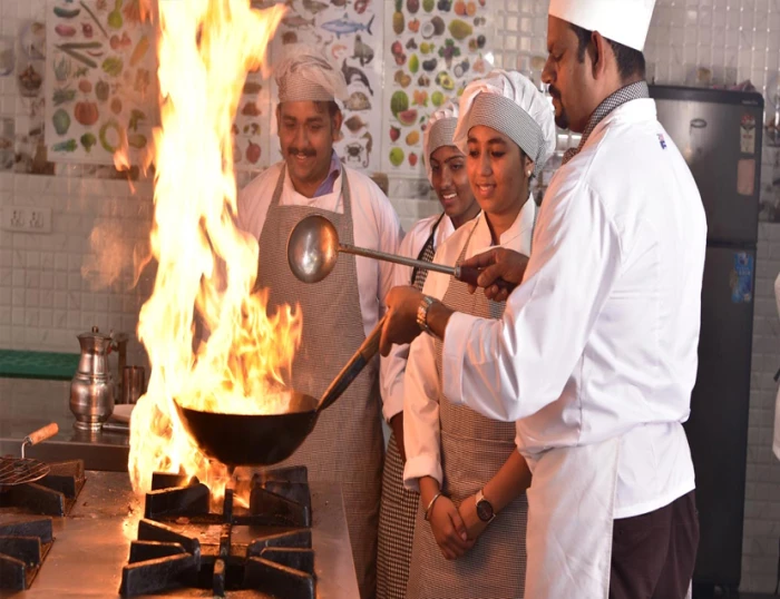 Course - DIPLOMA IN COOKING